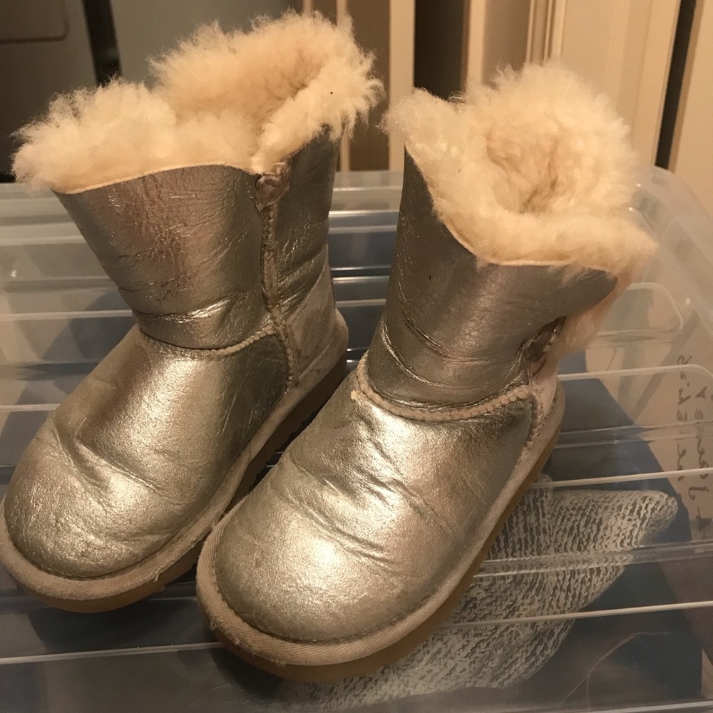 Uggs for girls. Excellent condition